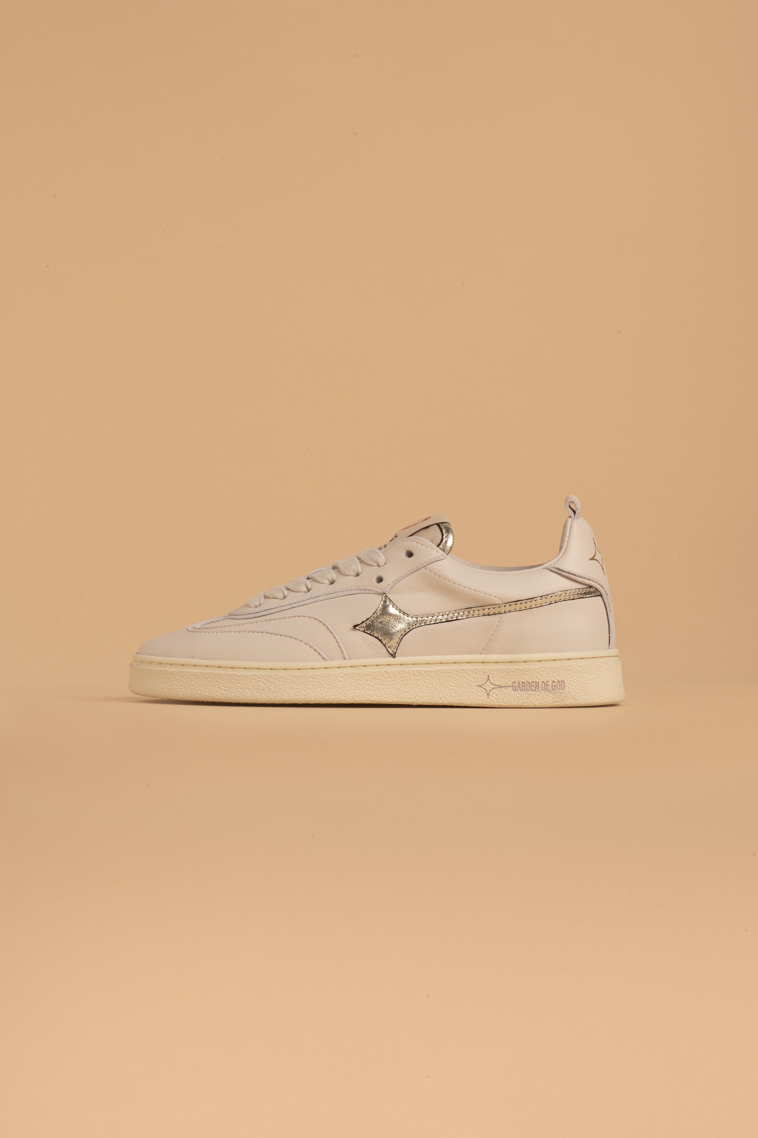 Earth Off White Platinum