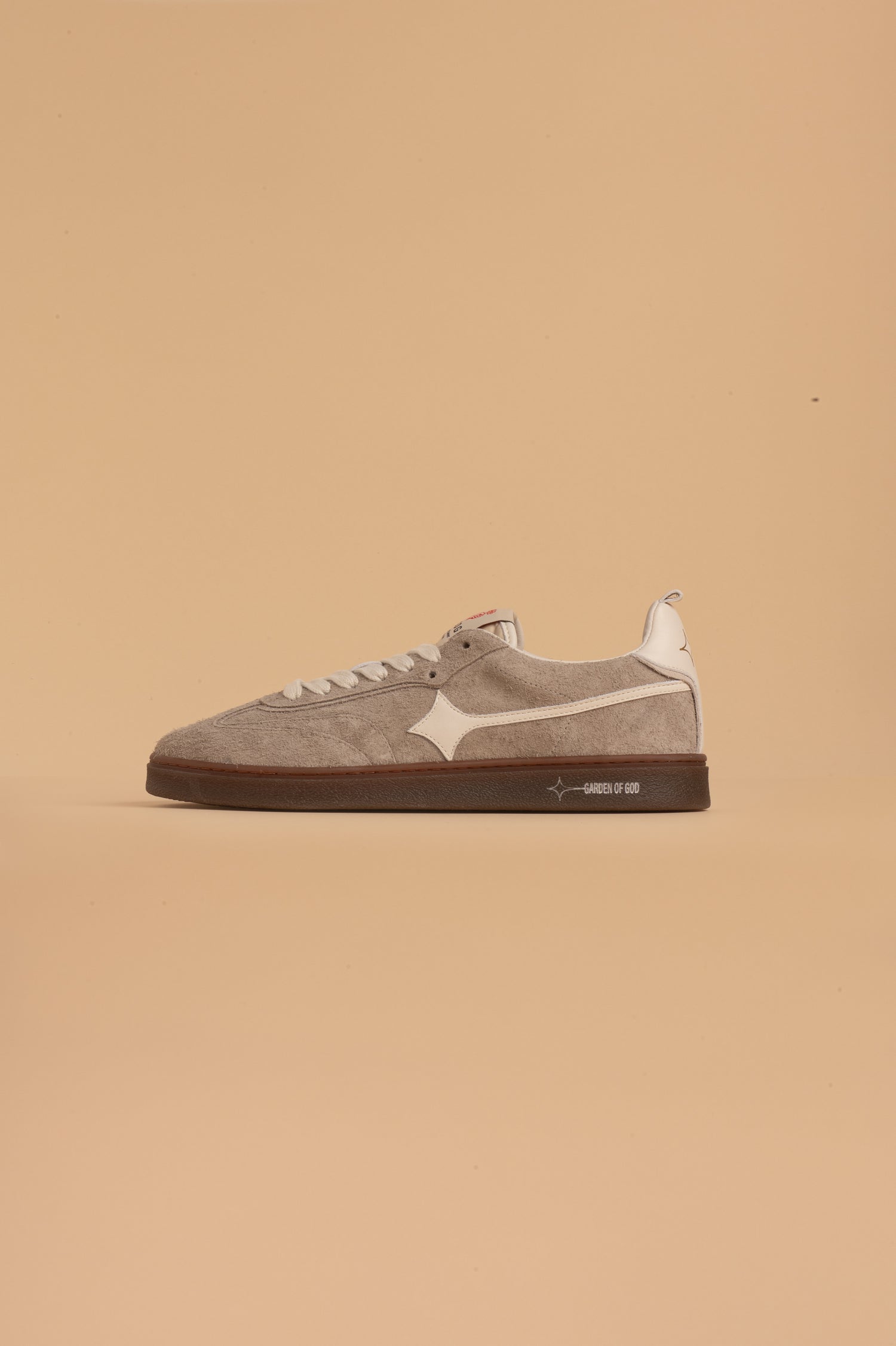 Earth Hairy Suede Taupe