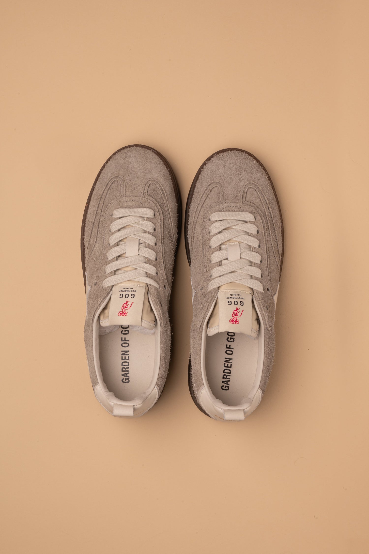 Earth Hairy Suede Taupe