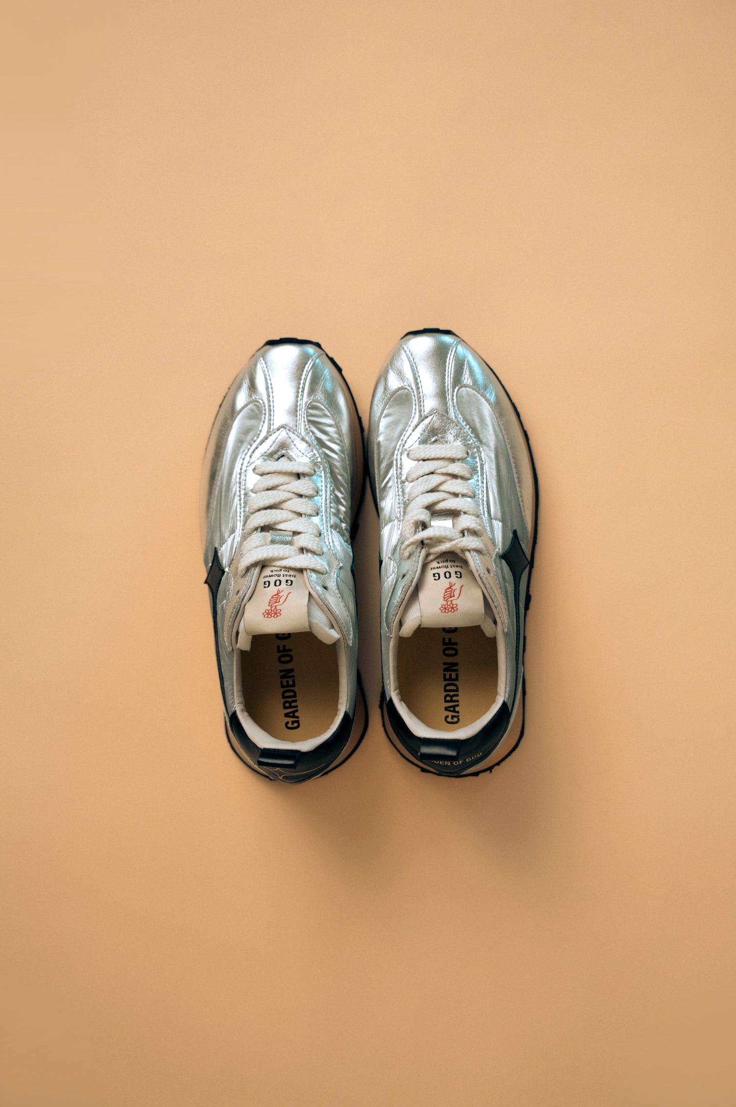 Arcadia Silver Black