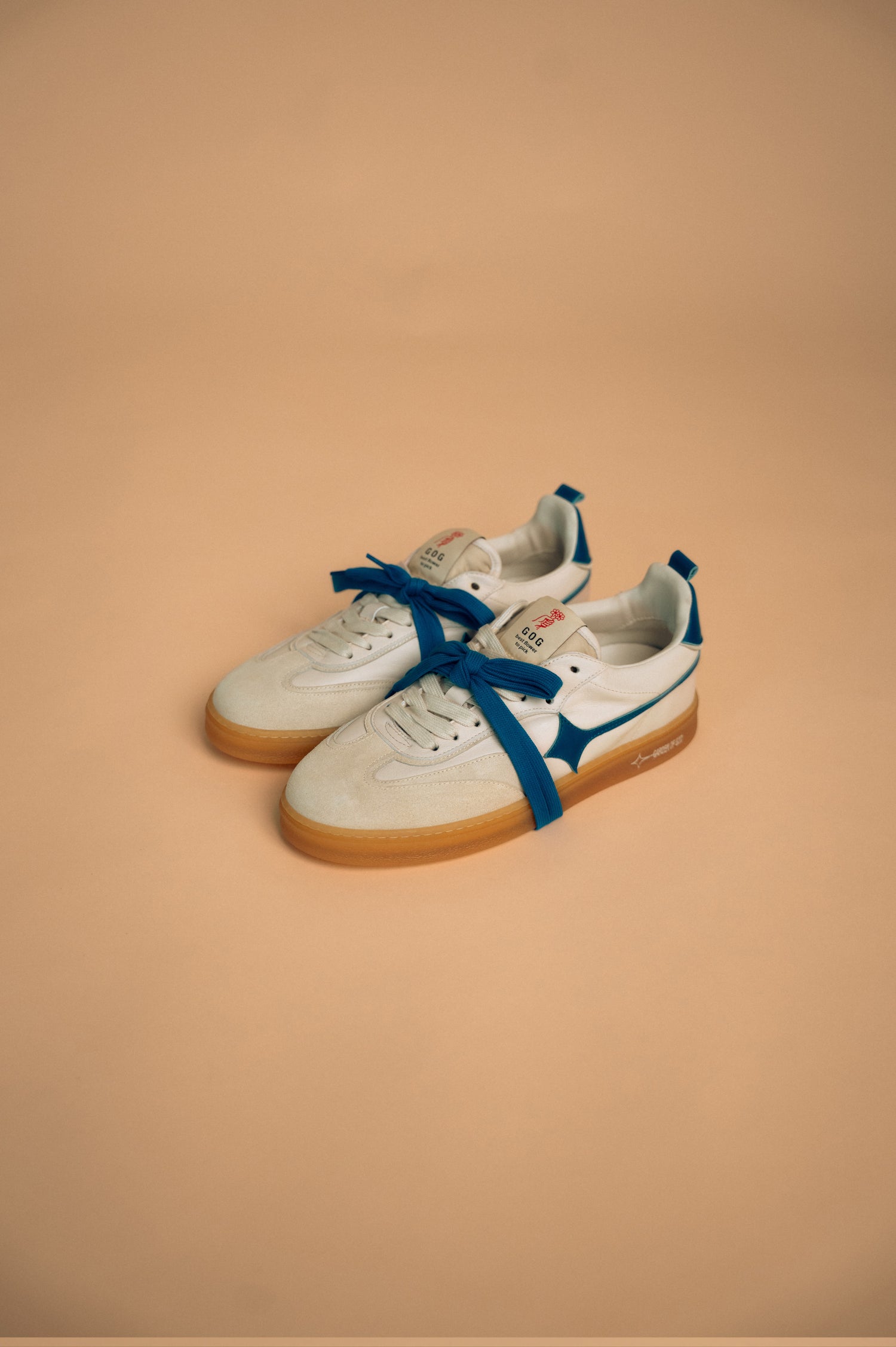 Earth Off White Cobalto