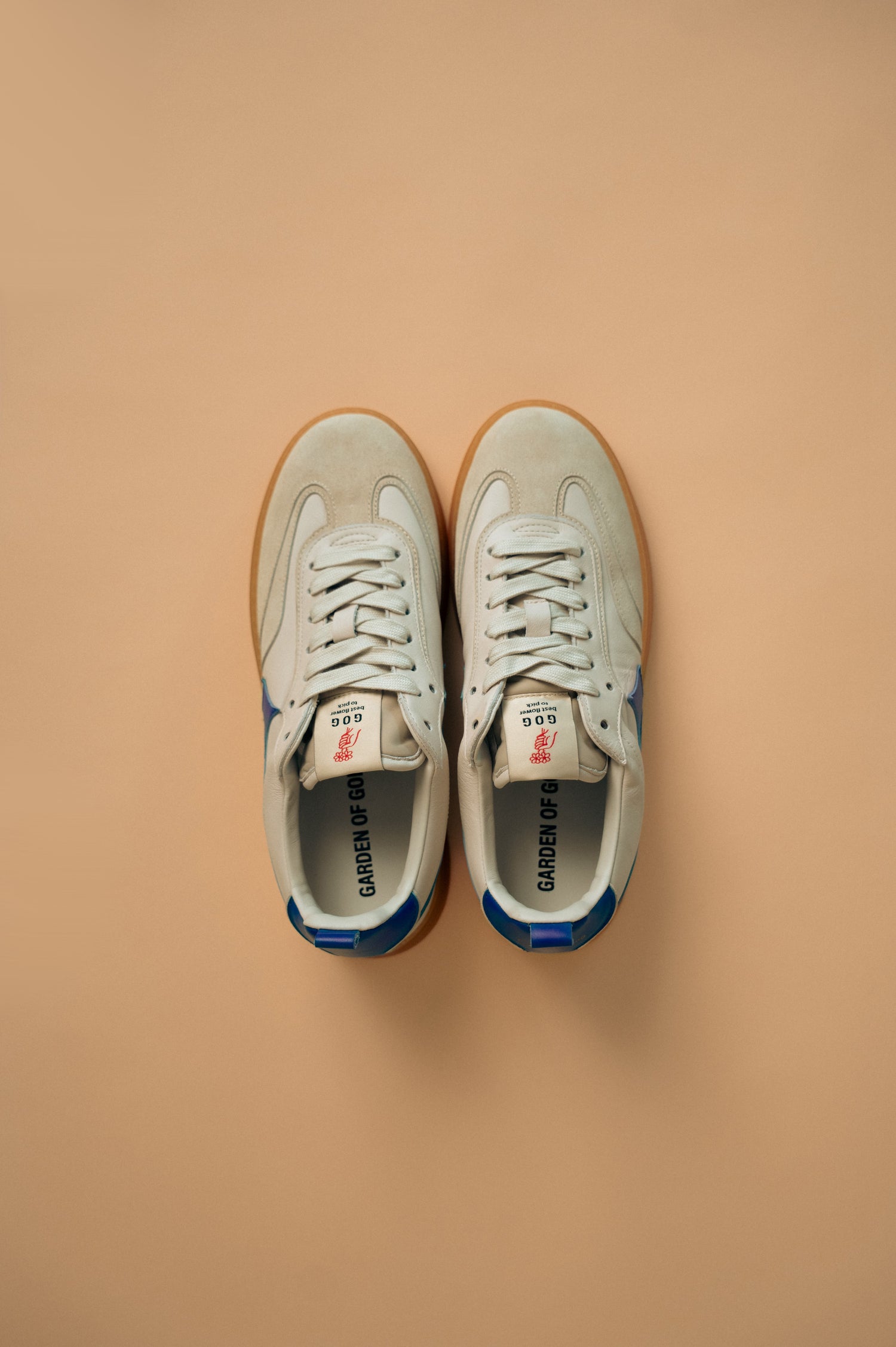 Earth Off White Cobalto