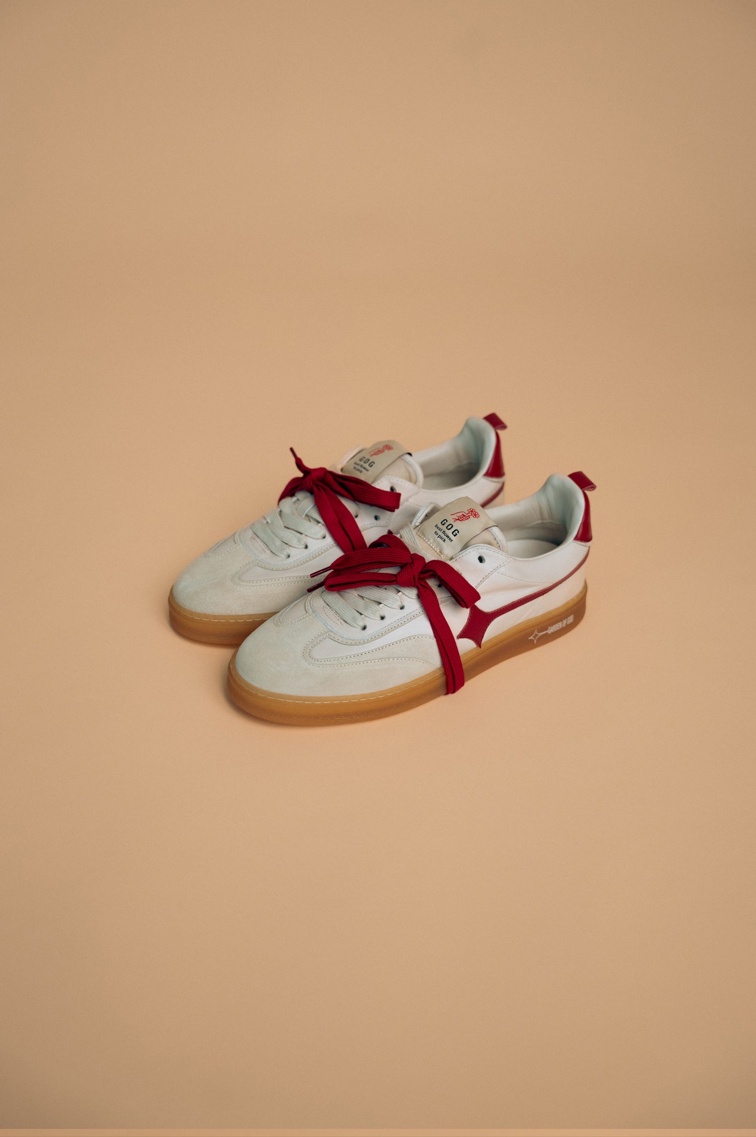 Earth Off White Dark Red