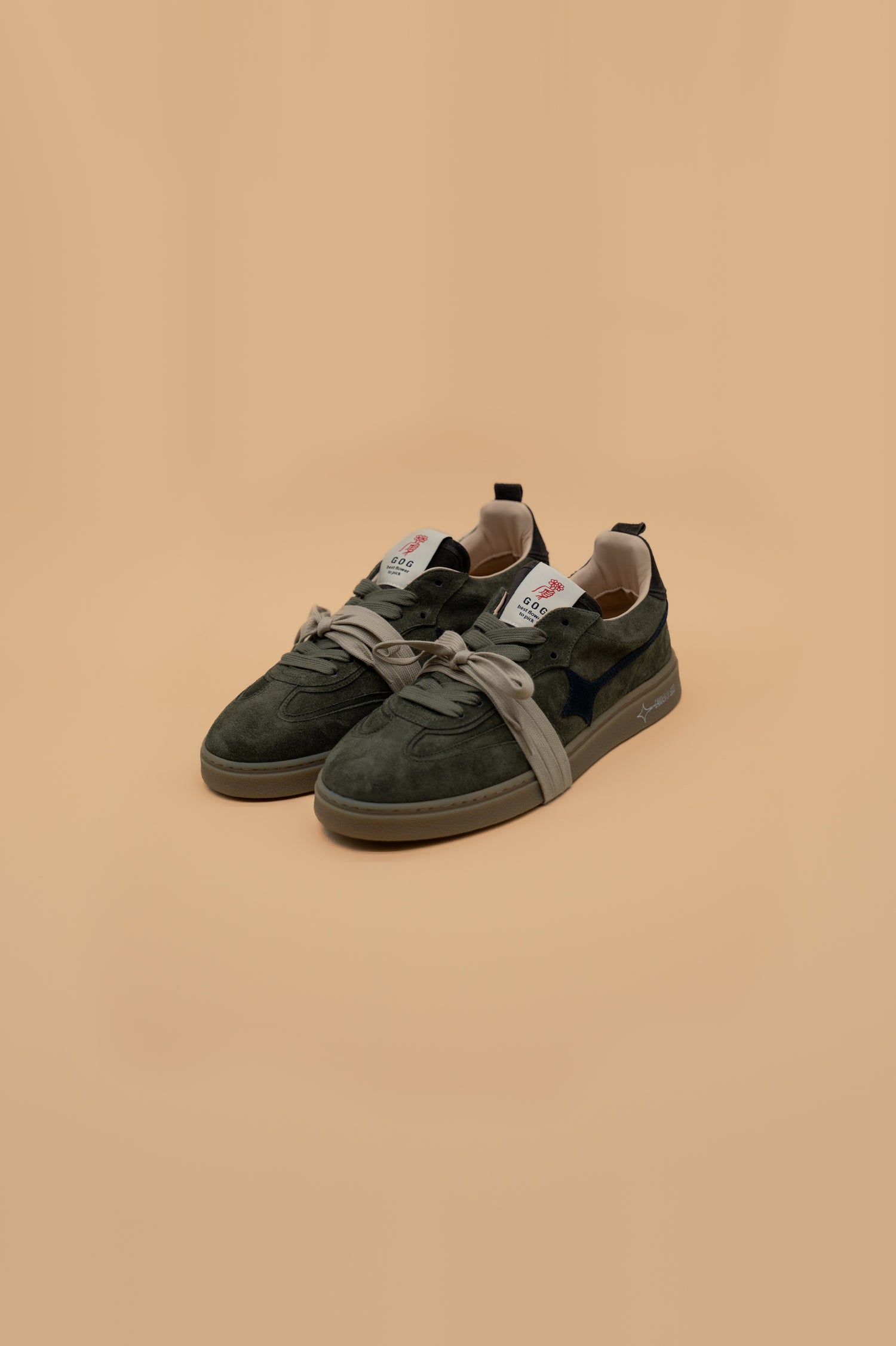 Earth Suede Olive