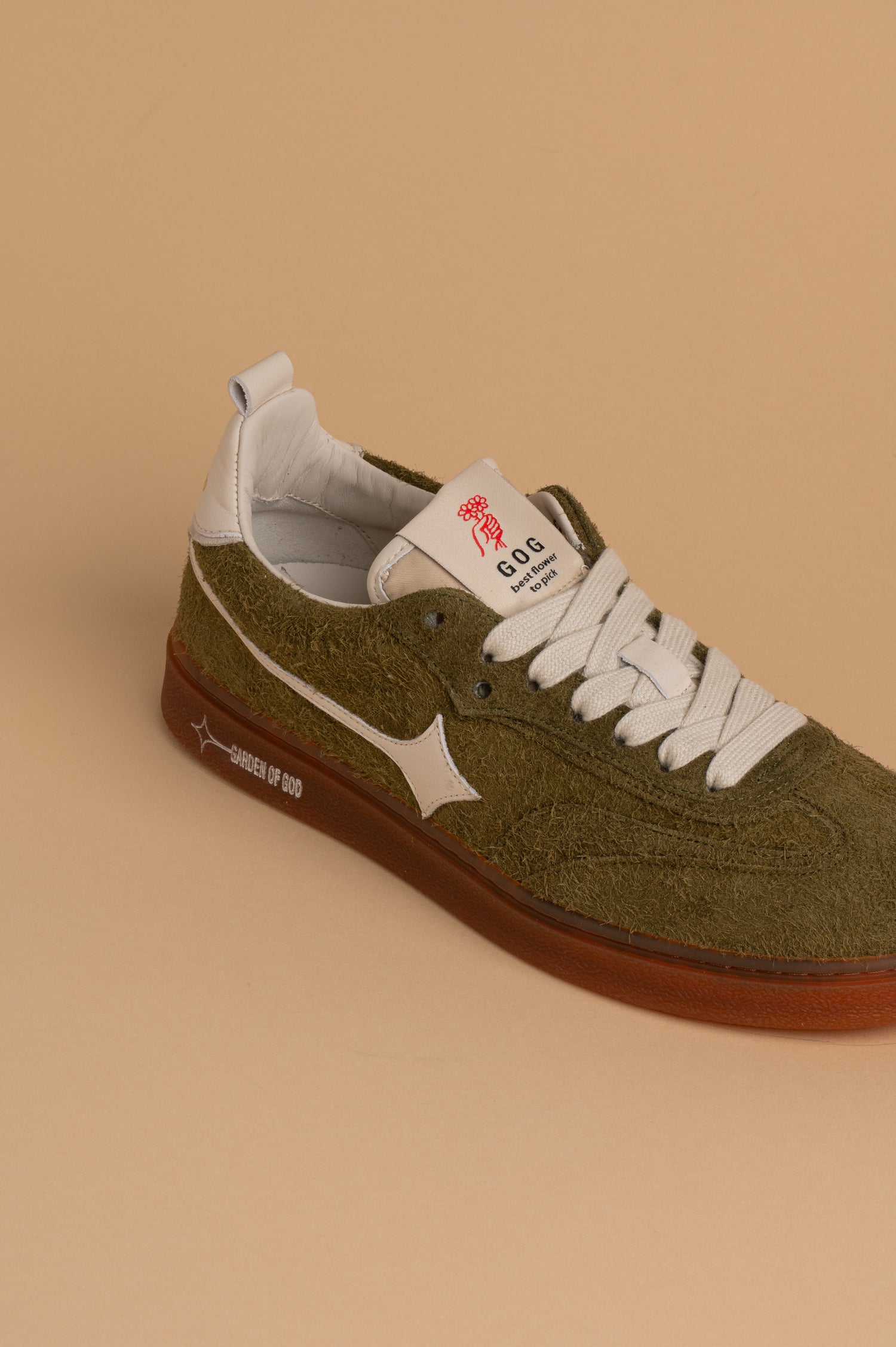 Earth Hairy Suede Verde