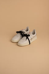 Earth Off White Platinum