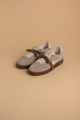 Earth Hairy Suede Taupe